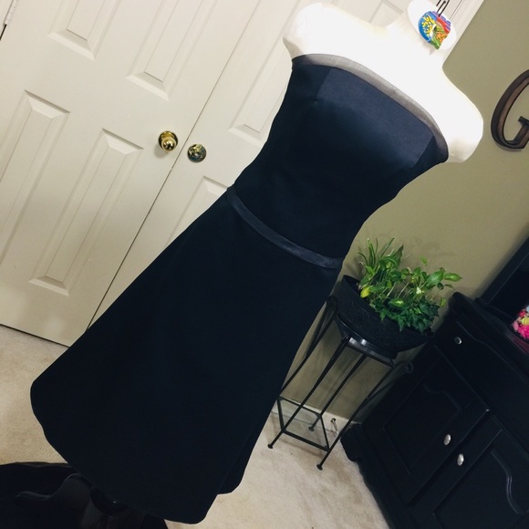 Bari Jay Black Strapless Cocktail Length Dress 6 - Picture 2 of 7